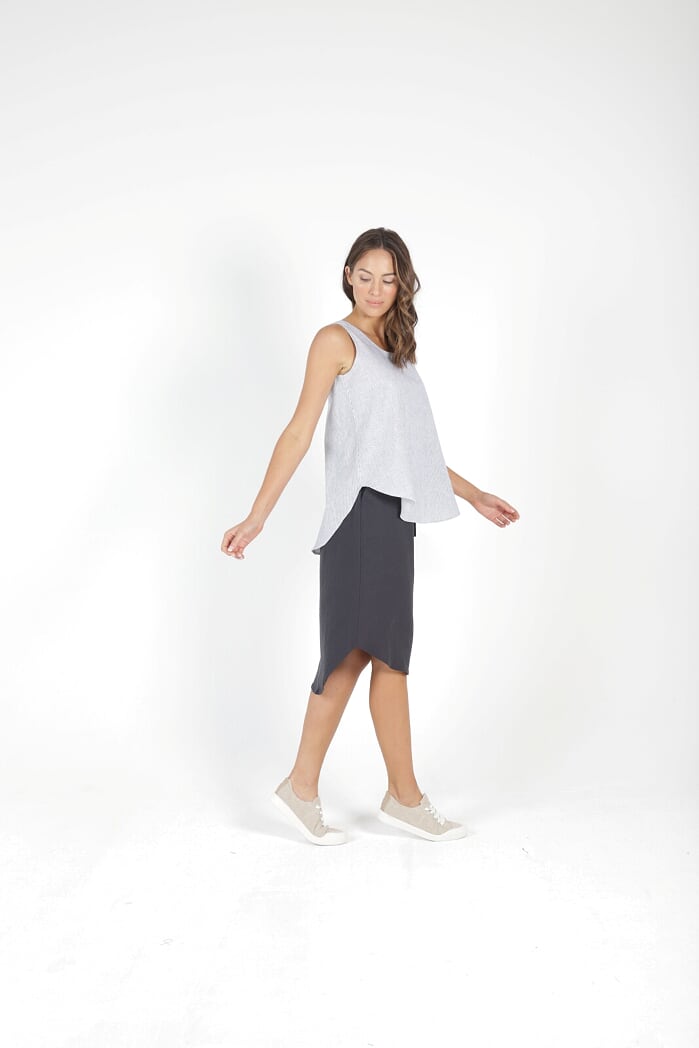 BETTY BASICS - Chandler Pin Stripe Tank - sammi