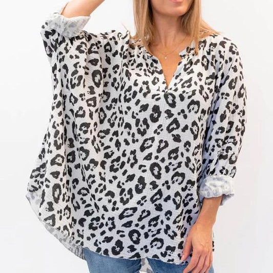 Gorgeous Casual Top 100% Cotton in Leopard Design made in Italy by The Italian Closet