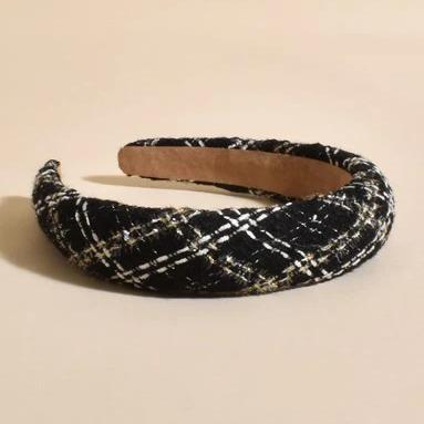 Boucle Babe Event Headband in Black or White