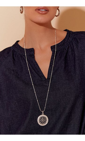 Patterned Medallion Pendant Necklace