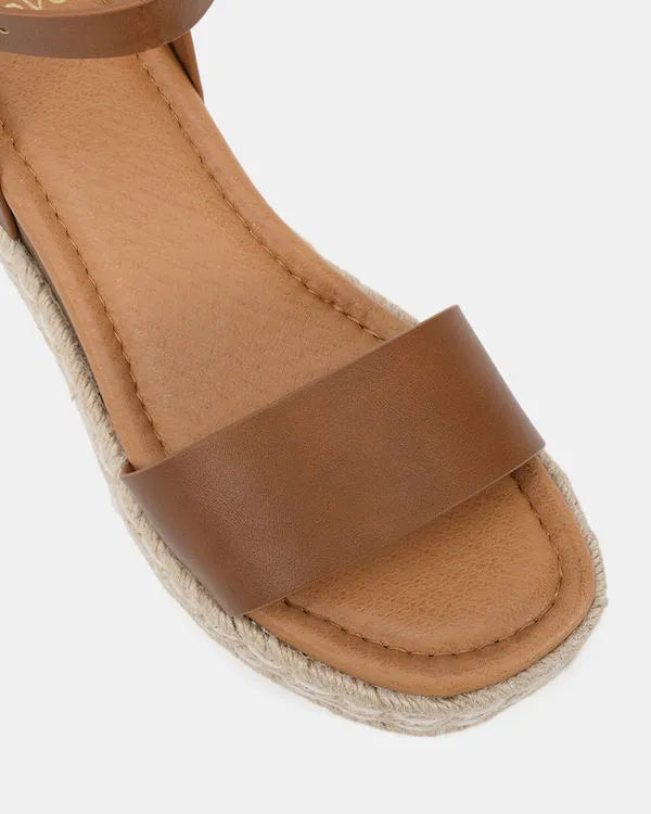 NOVO SHOES - The Tenzin Strappy Platform Sandal in Caramel